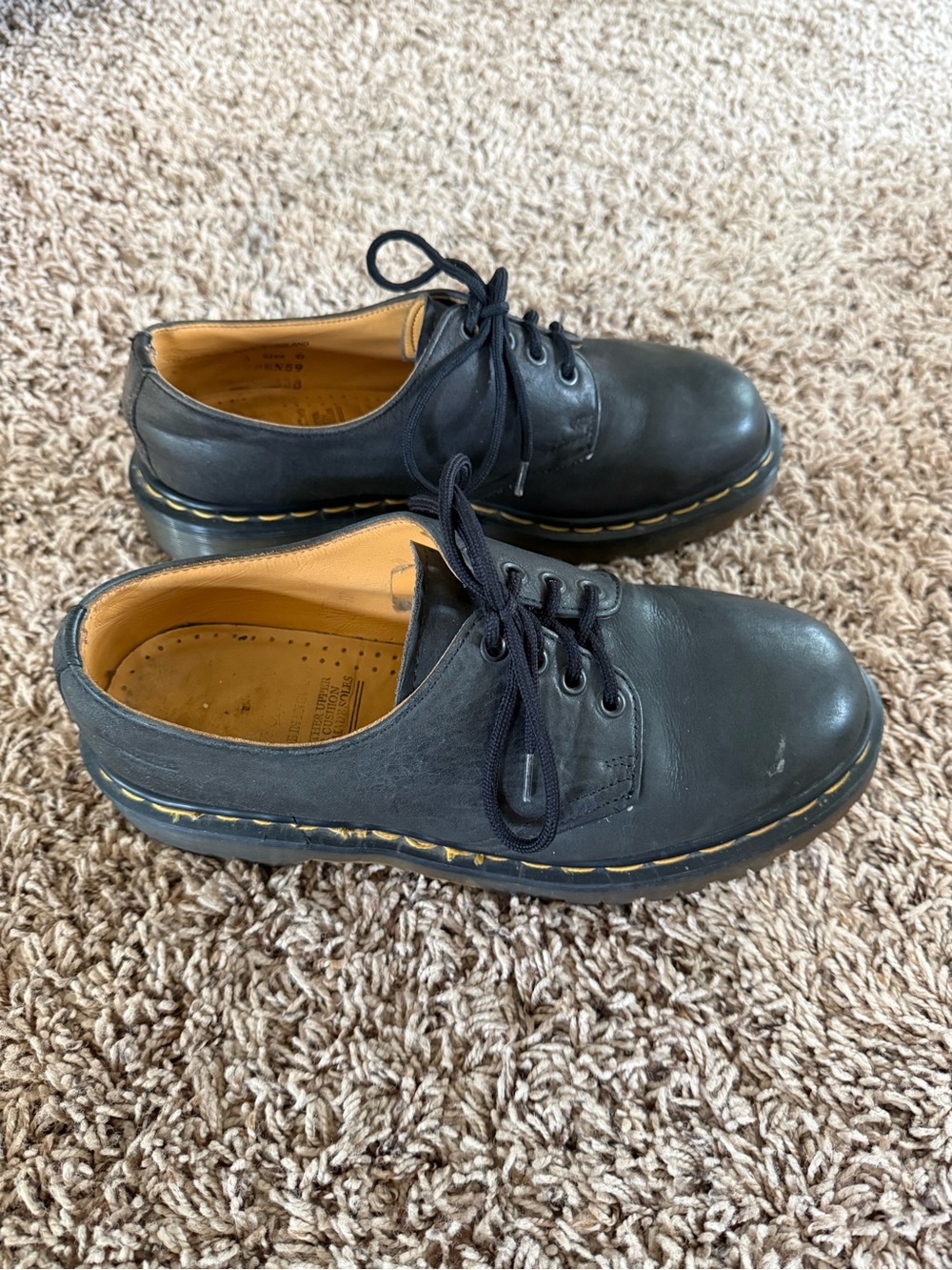 Vintage Dr. Martens Made in England 4-Eye Shoes – Black - Picture 3 of 7